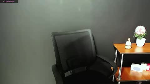 Snapshot of blacky_berry chatting on 03.01.25 Ivy online show from 03.01.25