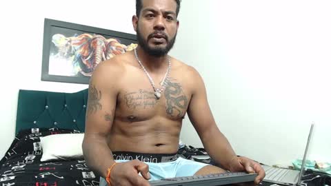 Snapshot of bladehot_ chatting on 09.11.25 Richard online show from 09.11.25