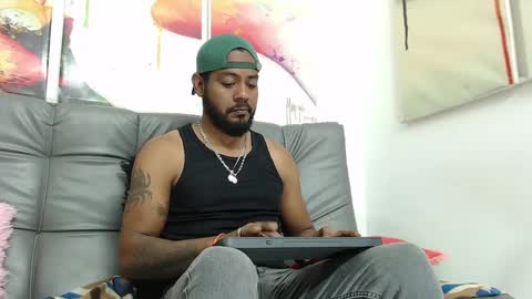 Snapshot of bladehot_ chatting on 09.29.25 Richard online show from 09.29.25