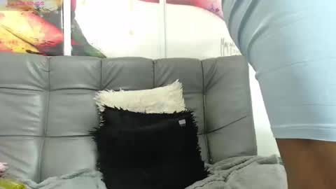 Snapshot of bladehot_ chatting on 10.26.25 Richard online show from 10.26.25