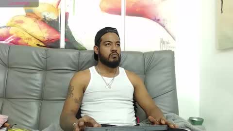 Snapshot of bladehot_ chatting on 11.08.25 Richard online show from 11.08.25