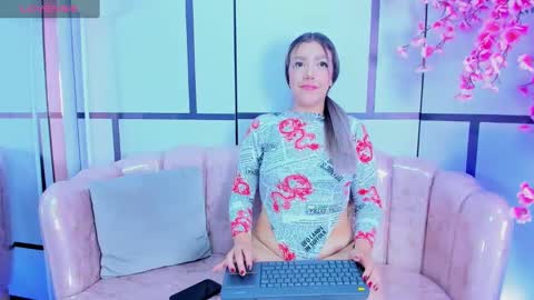 blairjones_ online show from 09.26.25