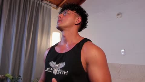 Blake Levi  Independent Model online show from 12.04.24