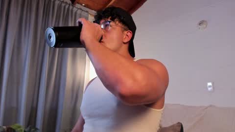 Blake Levi  Independent Model online show from 12.13.24