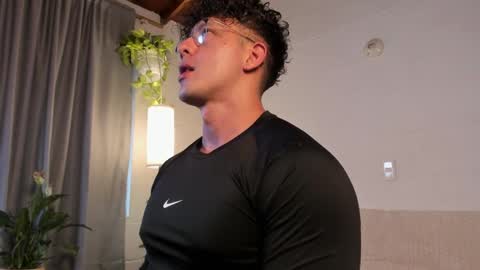 Blake Levi  Independent Model online show from 02.12.25