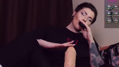 Britney online show from 02.12.25