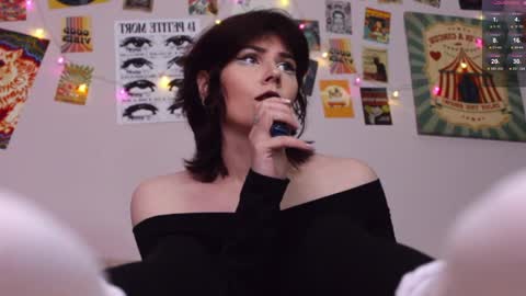 Britney online show from 04.04.26