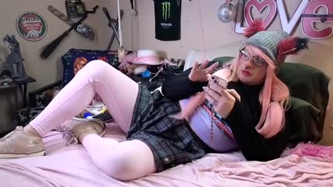 Blakely Morningstar   online show from 01.28.25