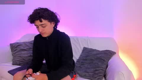  JULIE  online show from 11.26.25