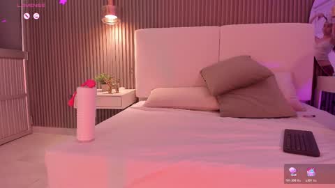  JULIE  online show from 03.18.26