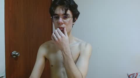 Snapshot of blakeshatter chatting on 12.13.24 blakeshatter online show from 12.13.24