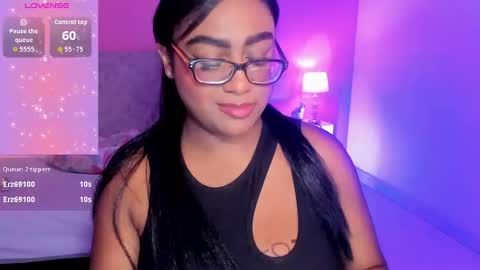 Snapshot of blakmillerrgilson chatting on 10.09.25 blak miller online show from 10.09.25