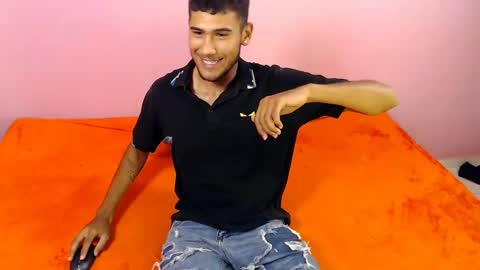 Snapshot of blanquitalatin chatting on 12.14.24 Laura online show from 12.14.24