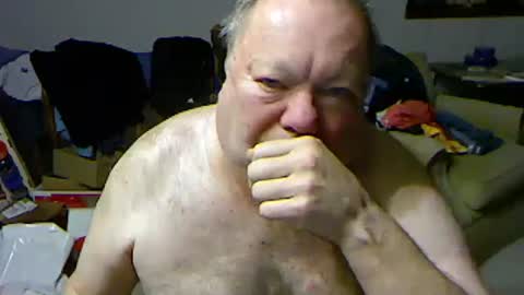 Snapshot of blemon32 chatting on 01.10.25 Bob online show from 01.10.25