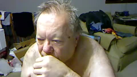 Snapshot of blemon32 chatting on 10.15.25 Bob online show from 10.15.25