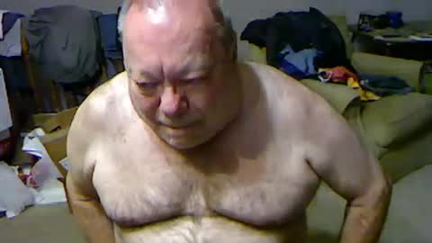 Snapshot of blemon32 chatting on 10.29.25 Bob online show from 10.29.25