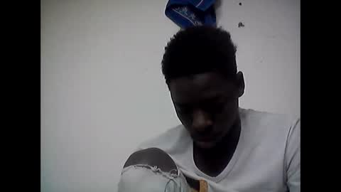 Snapshot of blesse_mixed chatting on 09.10.25 Black brown online show from 09.10.25