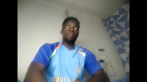 Snapshot of blesse_mixed chatting on 10.07.25 Black brown online show from 10.07.25