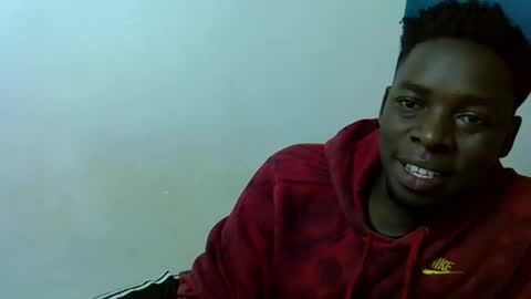 Snapshot of blesse_mixed chatting on 10.29.25 Black brown online show from 10.29.25