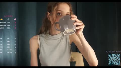 Snapshot of blissemily_ chatting on 05.22.26 Emily online show from 05.22.26