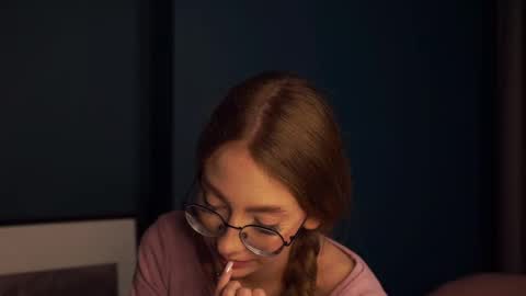  LiLy online show from 09.13.25