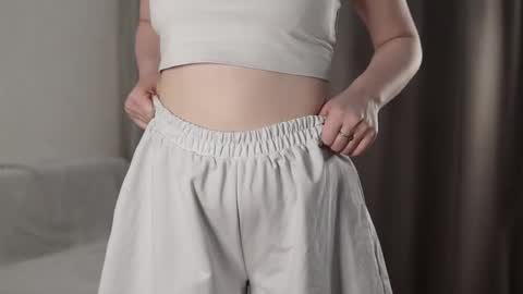 Mila online show from 09.24.25