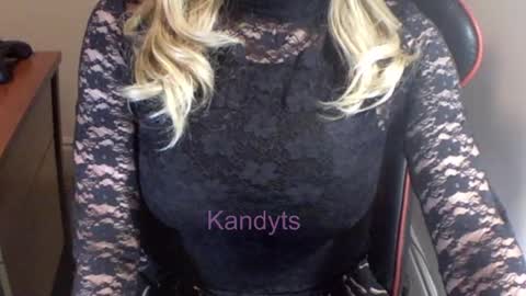 Snapshot of blkandy23 chatting on 10.24.25 Kandyts online show from 10.24.25