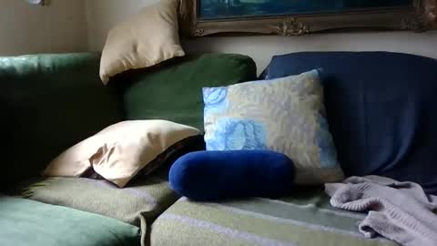 Snapshot of blomkuk chatting on 10.25.25 blomkuk online show from 10.25.25