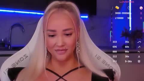 Lana online show from 04.23.26