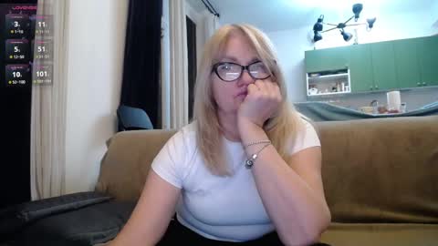 Karina online show from 02.18.25
