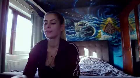 Snapshot of blonde4pasion chatting on 10.16.25 blonde4pasion online show from 10.16.25