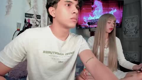  Blonde and Sam  online show from 11.22.25