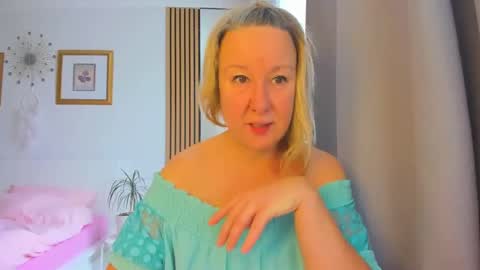 Nicole online show from 01.09.25