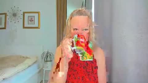 Nicole online show from 03.10.25