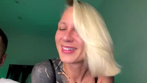 blonde_fuck_couple online show from 05.31.26