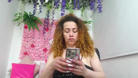 blonde_squirt_ online show from 12.15.25