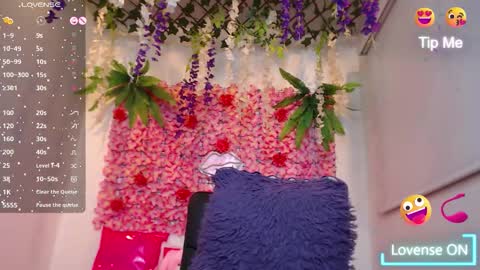 blonde_squirt_ online show from 01.12.26