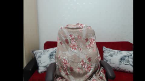 Snapshot of blondeagle chatting on 10.06.25 Mr Blond online show from 10.06.25