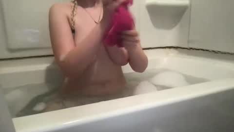 BlondeBaby online show from 12.15.25