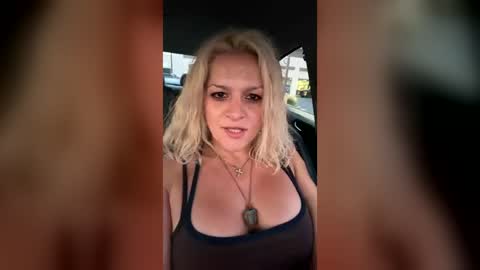 Snapshot of blondestuff4k chatting on 08.05.26 blondestuff4k online show from 08.05.26
