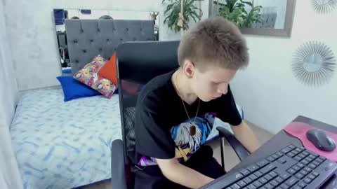 Maleeth online show from 03.10.25