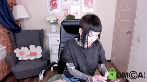 Mary online show from 04.08.26