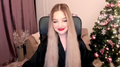 Sophia online show from 12.22.24