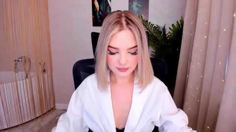 Sophia online show from 03.01.25