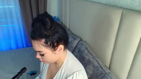 Welcome guysMy name KatePVT its Open online show from 09.12.25