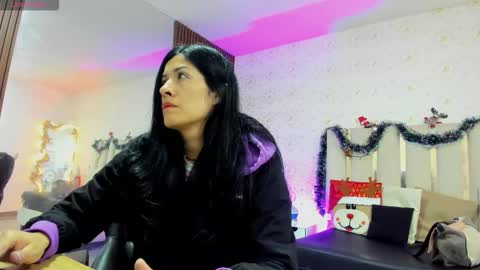 blue_tay1 online show from 01.13.26