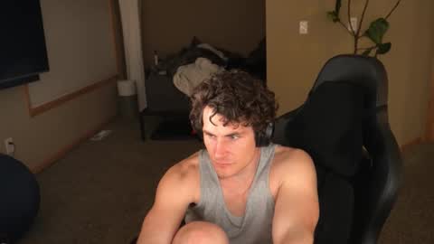 Snapshot of bluecoffee chatting on 03.17.26 bluecoffee online show from 03.17.26