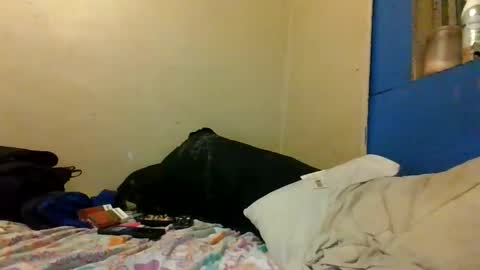 Snapshot of bluedemoneyes1986 chatting on 03.08.25 bluedemoneyes1986 online show from 03.08.25