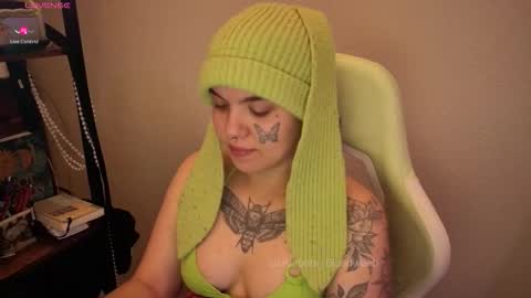 Snapshot of bluedweeb chatting on 02.20.26 Blue online show from 02.20.26