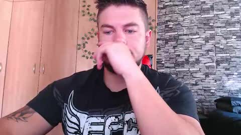 Snapshot of blueeyeboy0 chatting on 10.14.25 blueeyeboy0 online show from 10.14.25